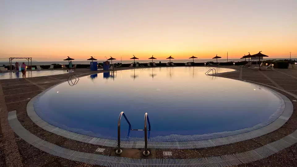 Descubre Ciutadella de Menorca en habitacion con vistas al mar
