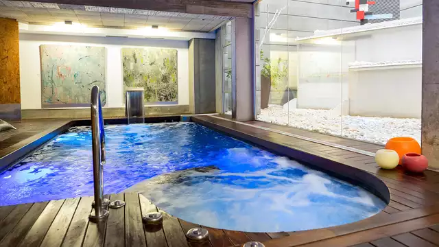 Oferta romántica en Suite con acceso al spa y masaje