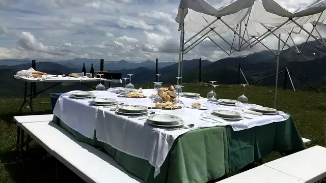 Du jardin à l'assiette avec bière artisanale "Remoña" et dîner  depuis les Pics d'Europe