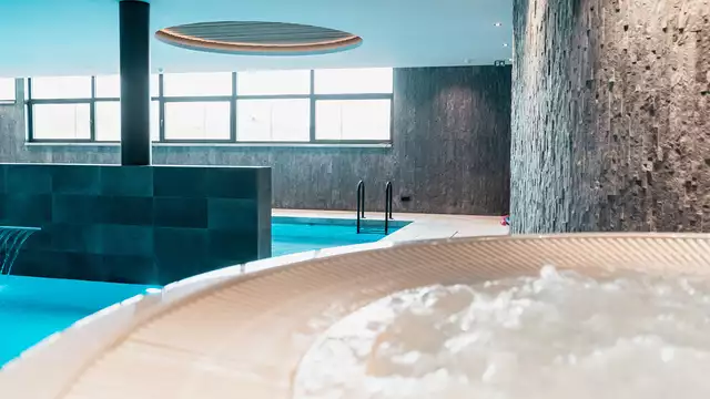 Glamoureus verblijf in een Jr. Suite met bubbelbad op de kamer!
