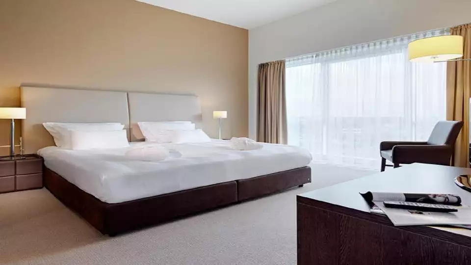 Luxe verblijf met een gratis upgrade en ontbijt met bubbels in hartje Antwerpen