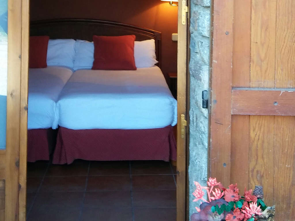 Romantisme avec dîner au coeur de la vallée de la Cerdanya - 2* - 8