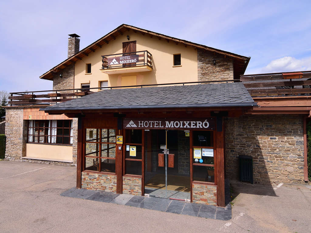 Romantisme avec dîner au coeur de la vallée de la Cerdanya - 2* - 3