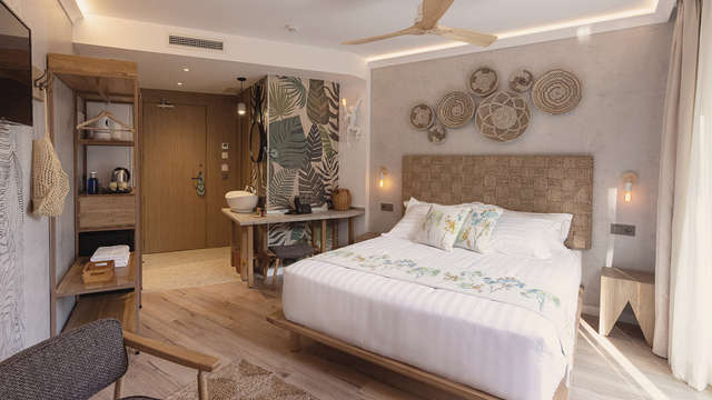 Costa Brava dans un charmant hôtel-boutique 4* avec piscine près de la plage de Lloret de Mar
