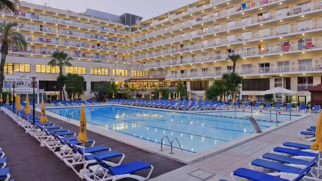 La Costa Brava con media pensión incluida, en Lloret de Mar