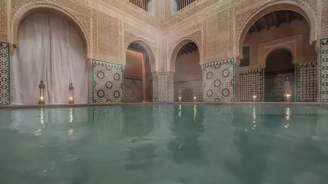 Spécial détente : accès au Hammam Al Ándalus à Malaga