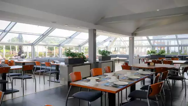 Séjour en chambre standard, à la plage de Blankenberge, avec dîner et petit-déjeuner inclus.