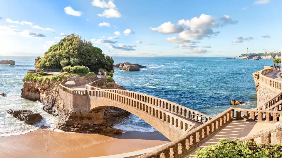 Tombez amoureux de Biarritz et de cet hotel design avec un sejour romantique en amoureux