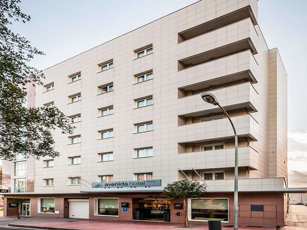 Escapade gastronomique dans le centre d'Almeria avec un menu de dégustation et plus encore - 4* - 3