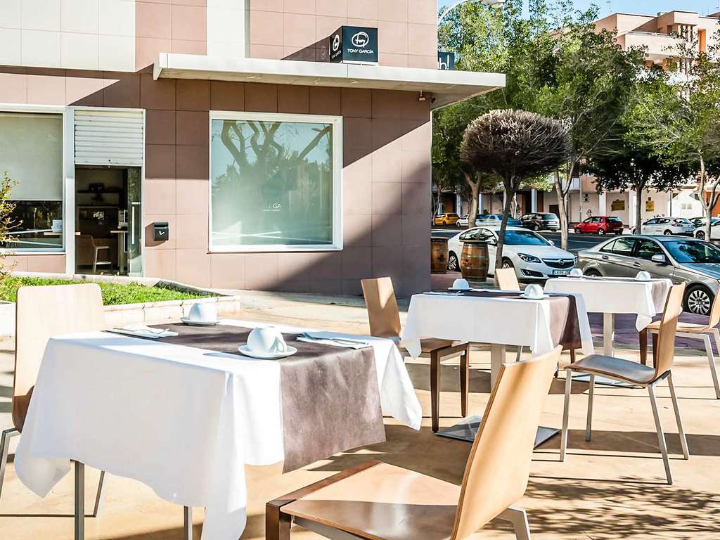 Escapade gastronomique dans le centre d'Almeria avec un menu de dégustation et plus encore - 4* - 14