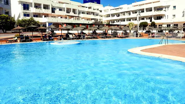 Escapada en familia con Media pensión en un hotel de 4* en Retamar, Cabo de Gata