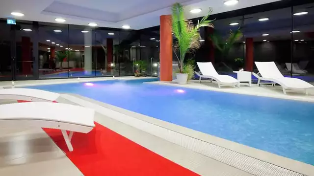 Weekend in hotel 5* ai piedi dell'Etna con accesso spa e scrub