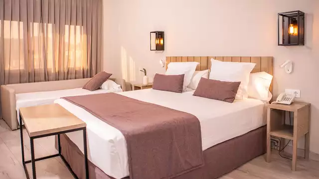 Stacca la spina in un bellissimo centro benessere, in camera tripla con colazione inclusa