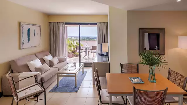 Descubre la naturaleza de la Costa de la Luz desde unos apartamentos 4*