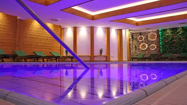 Luxe avec spa et gastronomie en Forêt Noire