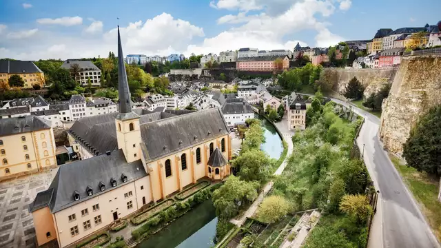 Kosmopolitische Ervaring in Luxemburg met Ontbijt