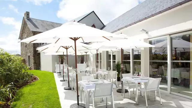 Champagne et decouverte du Mont Saint Michel en famille en hotel etoiles