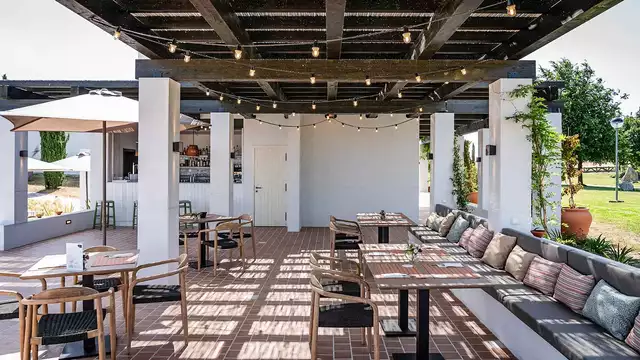 Offre spéciale luxe romantique dans un palais : séjour avec dîner et spa à Cáceres