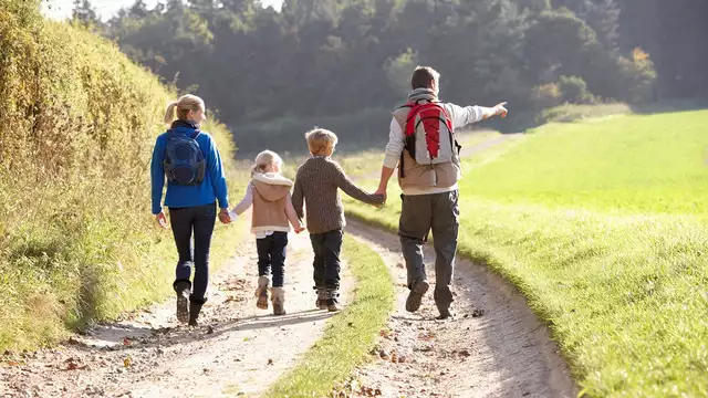 Parti in famiglia per una fuga nella natura vicino a Sarlat in Suite duplex