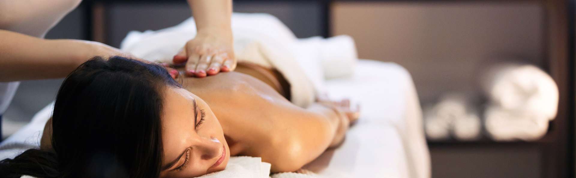 Romantisme au bord du lac de Garde avec accès au spa et massage relaxant de 50 minutes