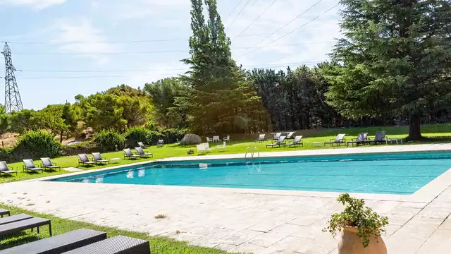 Séjour avec dîner dans un fabuleux domaine à Salon-de-Provence