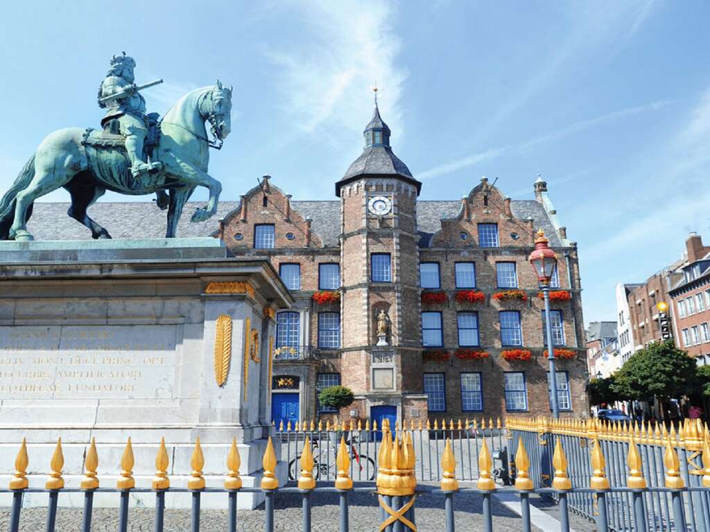 Hôtel Mercure Düsseldorf Kaarst 4*