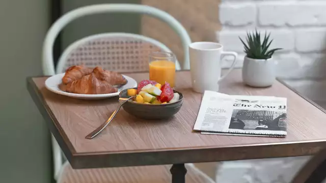 Séjour authentique à Montmartre avec dîner, caricature et musique live