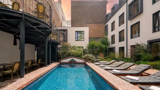 Ondeugend uitje in Brussel met Lovebox Prosecco en verwarmd buitenzwembad