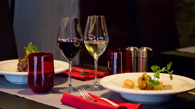 Estancia romántica en Suite con cena y acceso al spa, cerca del Mont Saint Michel