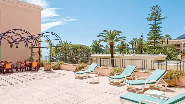 Escapada en la costa en Menton con cena