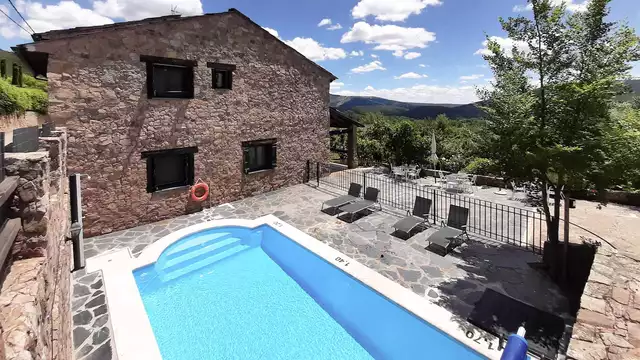 Relax en privado: escapada con acceso al spa privado y copa de cava en el jacuzzi