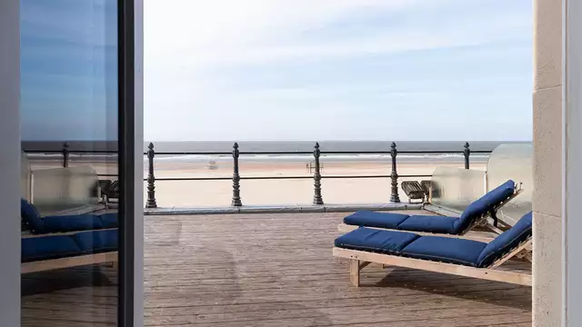 Romanticismo y sauna con vistas al mar en Ostende