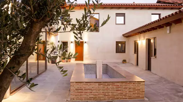 Escapada romántica en un edificio histórico reformado de Valdoncina