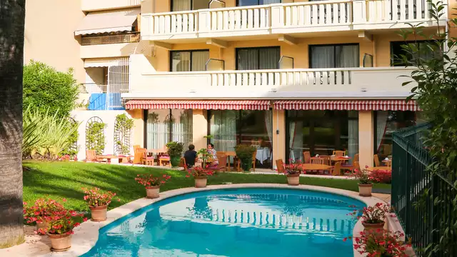 Week-end avec diner en chambre deluxe a Cannes