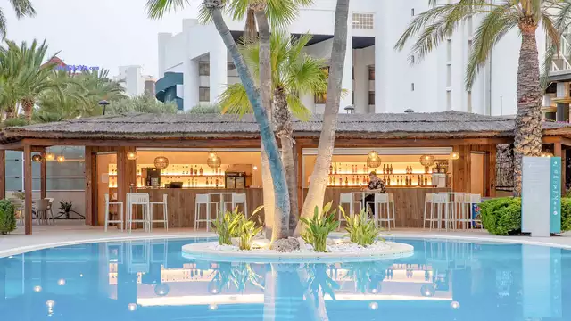 Offre en hôtel 4* en pension complète et accès au Luxor Spa à Benidorm