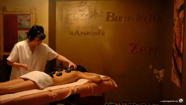 Duo-massage en ontspanning in de spa in een uitzonderlijke omgeving.