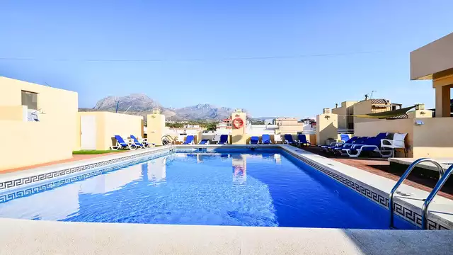Plage et demi-pension pour un été à Benidorm