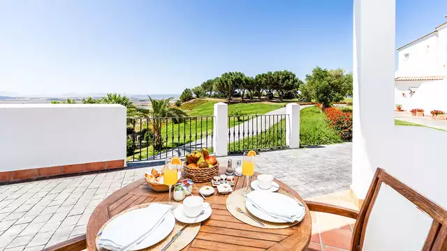 Escapada estrellas en habitacion deluxe con copa de bienvenida
