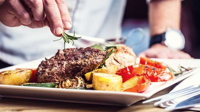Dîner sous forme de buffet pour 2 adultes