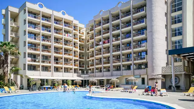 Vacaciones en Salou en Pension Completa en Salou con acceso a spa