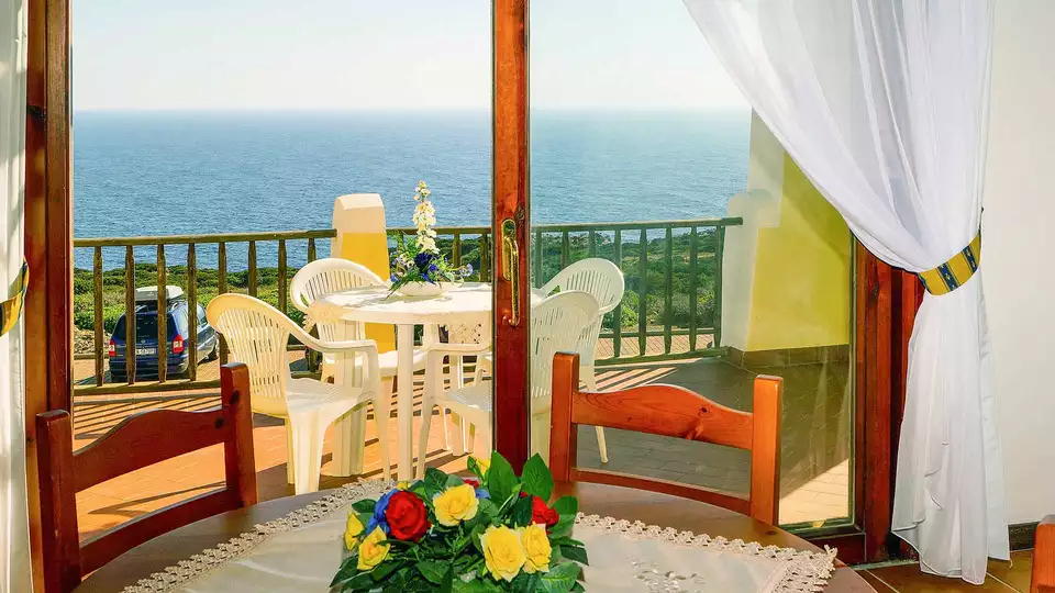 Stintino in appartamento vista mare per e traghetto Livorno-Olbia in passaggio ponte da N