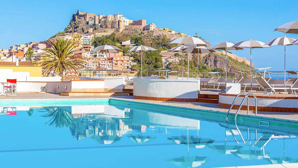 Vacanza a Castelsardo notti in hotel e traghetto da Civitavecchia a Porto Torres