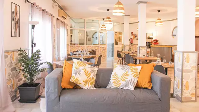 Halfpension op 25 km van de kust van Cádiz