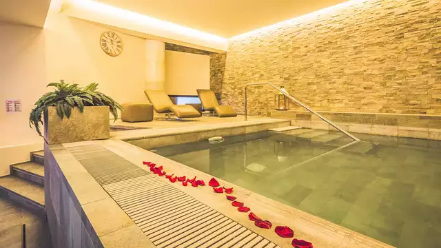 Offre dans les collines des Marches avec spa et dîner