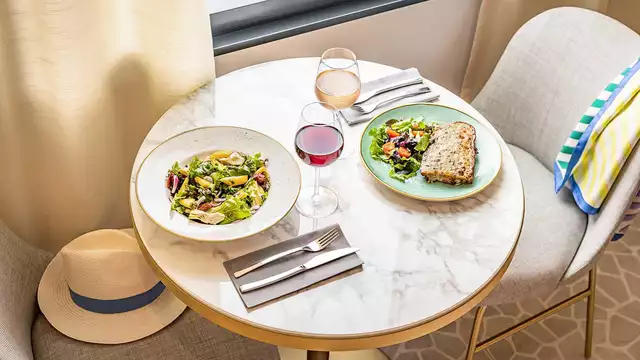 Ontdek Nice met een gastronomische break en toegang tot de sauna