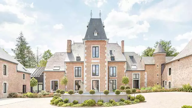 Een uitzonderlijke overnachting in een gerenoveerd kasteel in Rochefort