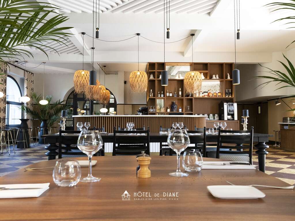 Escapade détente à 5min de la plage avec bains à remous privatif - 4* - 32