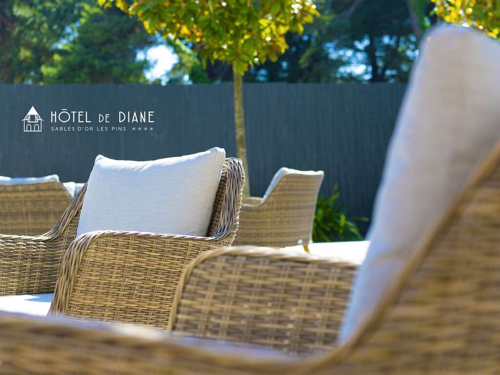 Escapade détente à 5min de la plage avec bains à remous privatif - 4* - 16