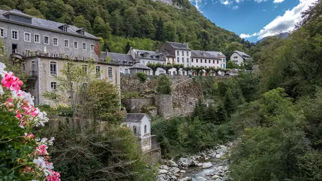 Découverte et panier gourmand de produits locaux en montagne, à Eaux-Bonnes