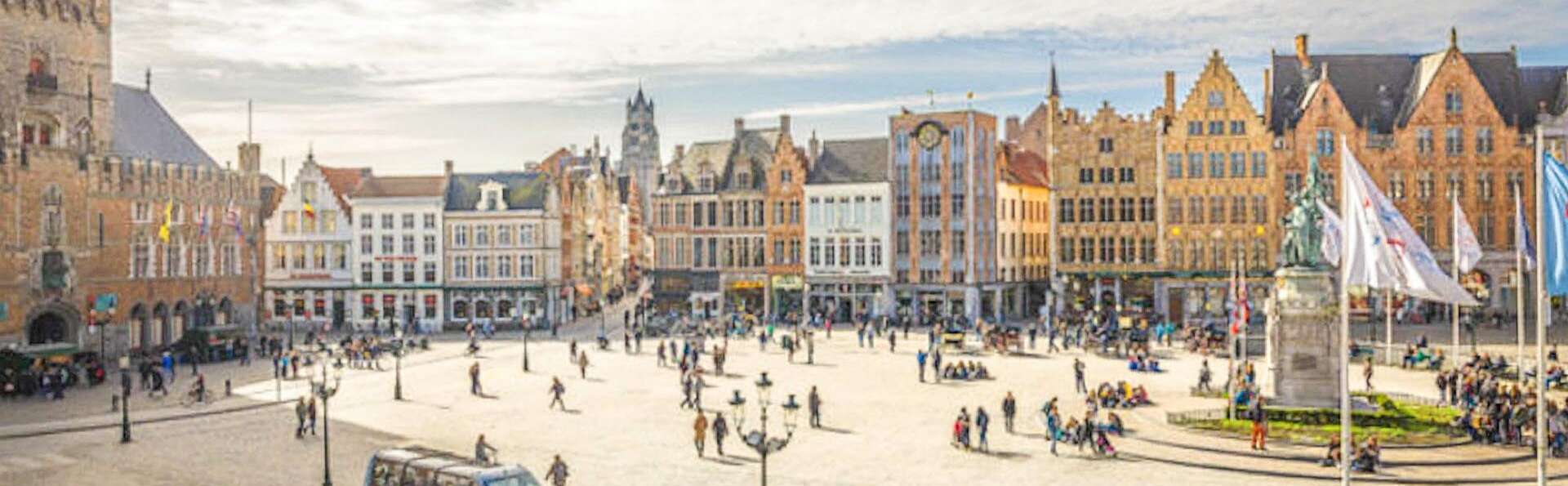 Découvrez Bruges avec un tour de ville en minibus